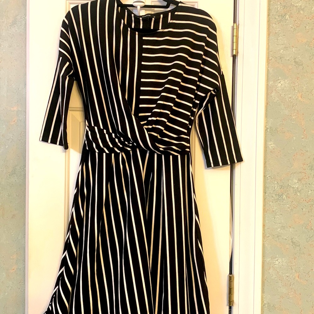NWOT EU Reserve Black & white dress